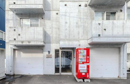 Kotoni Apartment | SK202 Good Location 3-minute walk from Kotoni Station! With washer and dryer