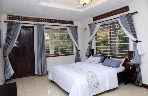 Kireka Bed & Breakfast | SKA the Boutique B&B
