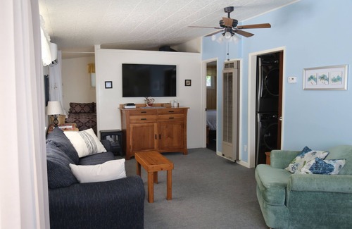 Concrete Cottage | Skagit River Waterfront Cottage