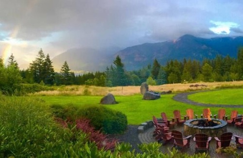 Stevenson House | Skamania Lodge, Tree House, Pool, Parking, Pet-Friendly