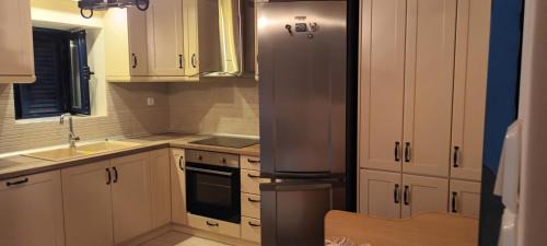 Lemnos Apartment | Skandali village house