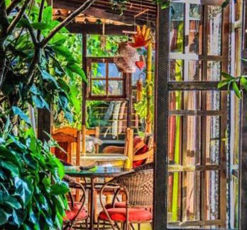Costazul Hotel | Skandalo Pub Pousada