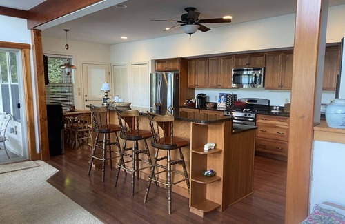 Moravia House | SKANEATELES LAKEHOUSE - DIRECTLY ON GORGEOUS SKANEATELES LAKE-PET-FRIENDLY