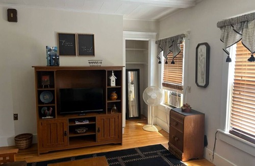 Skaneateles Apartment | Skaneateles-Village Charm Unit 2
