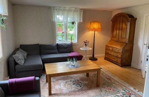 Annerstad House | Skeens Nygård