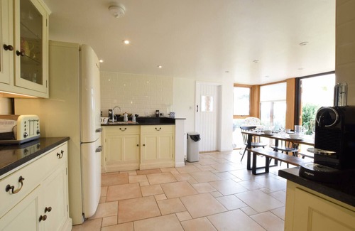 Woodbridge Cottage | SKELDER, PARHAM, pet friendly, with pool in Framlingham