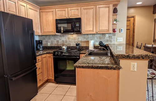 Crested Butte Condo | Ski and Bike In/Out Condo on Mt. Crested Butte with Private Entrance. Sleeps 8