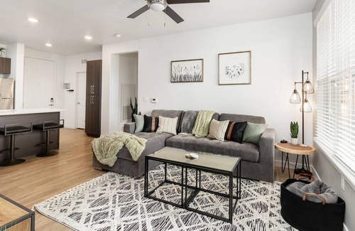Draper Apartment | Ski and Relax - Conveniently Located - Luxury Stay