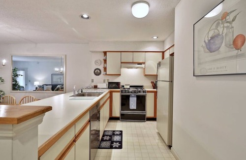 Ludlow Condo | Ski and stay with the family at this simple and clean Winterplace unit