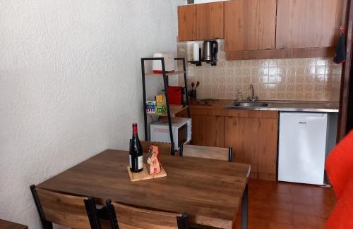 Les Contamines-Montjoie Apartment | SKI AUX PIEDS et PIEDS DANS L'EAU