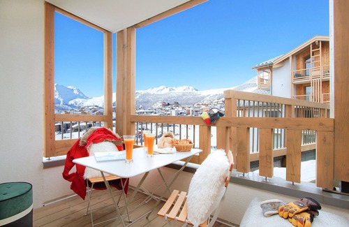 Bergers Condo | Ski aux pieds, vue sur la montagne, accès piscine