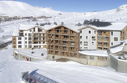 Bergers Condo | Ski aux pieds, vue sur la montagne, accès piscine