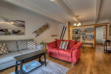 Warrior's Mark House | Ski Breck Condo Clubhouse and Free Breck Shuttle