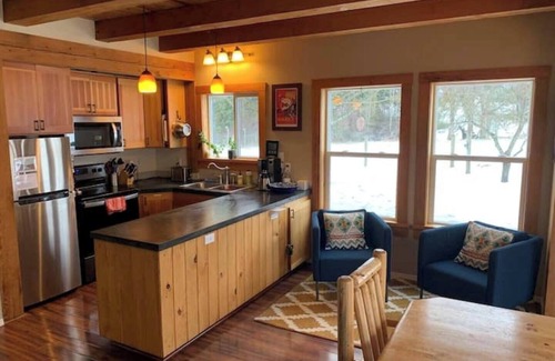 Parkdale Cabin | Ski Cabin with a Mt Hood view in the Upper Valley
