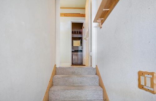 Bear Valley Apartment | Ski Condo - Creekside #103