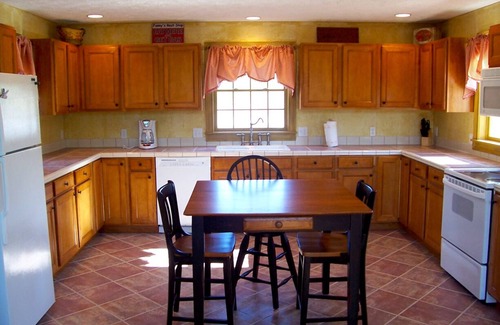 Arcadia House | SKI CRYSTAL! Floating Aqua-PLay-Mat! PONTOON BOAT! Kayaks! NEW WIFI! Gameroom!