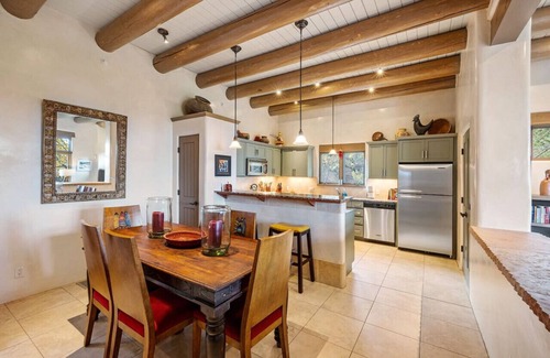 Tesuque House | Ski Discounts! Sunset View Villa at Bishop`s Lodge