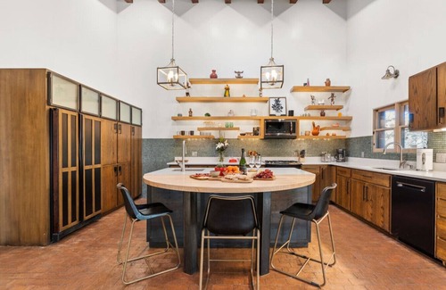 Tesuque Apartment | Ski Discounts! Tesuque Getaway w/Hot Tub