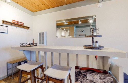 Tahoe Village Condo | Ski dream walkable to lifts - 2 decks, WFH area & shuttle pick-up across street