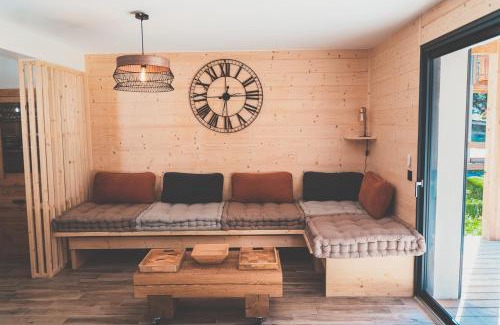 Les Orres Ski Chalet | Ski et Détente Les Orres 1650 Animaux OK