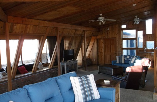 Baderville House | Ski, Hike, Bike, Explore