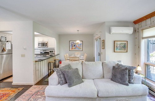 Windham Apartment | Ski, Hike & More: Year-round Gem in Windham