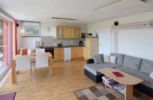 Schnett House | Ski & Hiking Forest Stay