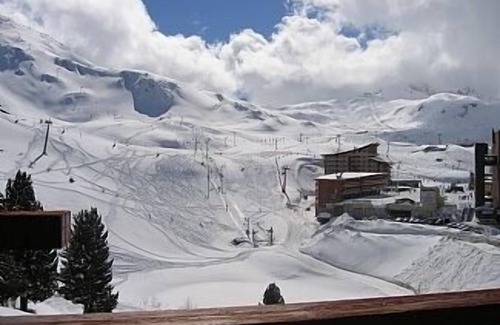 Arc-2000 Apartment | Ski Holiday Apartment With Balcony