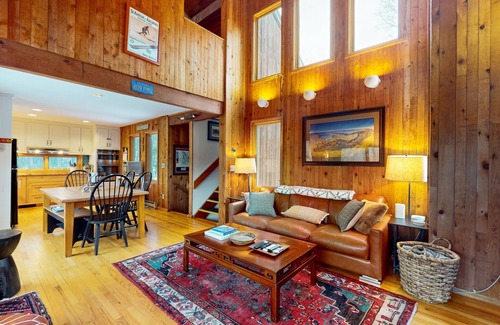 Waitsfield House | Ski home in the woods with a private hot tub & mountain views