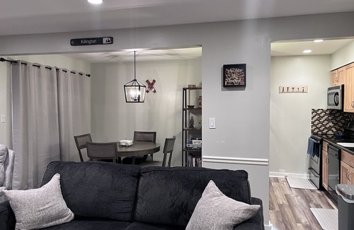 Central Vermont- Killington Condo | Ski home to a renovated cozy 1br condo w/fireplace & hot tub at Trail Creek!