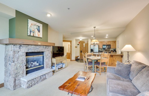 Breckenridge Condo | Ski-In Breckenridge Condo w/Fireplace + Balcony!