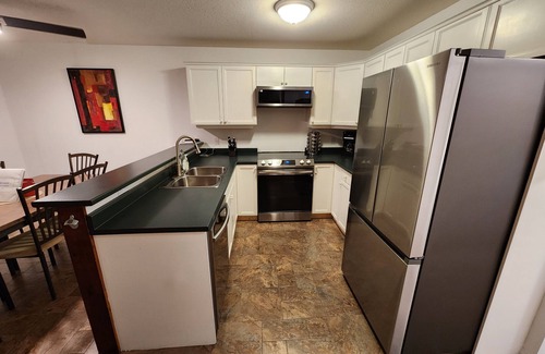 East Kootenay Condo | Ski-in condo with PRIVATE hot tub
