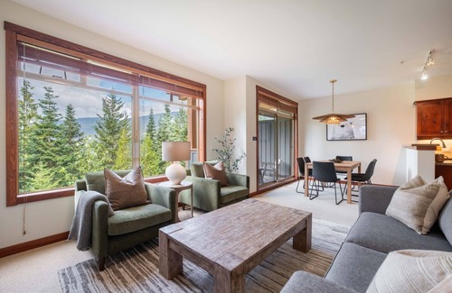 Nordic Estates Condo | Ski-in/out | Complex Hot Tub | Free parking | TV