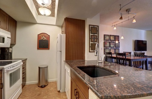 East Village at Copper Condo | Ski in/out Cozy Efficiency in East Village with available hot tub! FP211