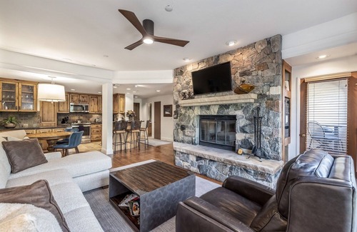 Beaver Creek Condo | Ski In/Out Luxury, Mountain Views, 2 Pools, 3 Hot Tubs, Steam, Sauna, Gym