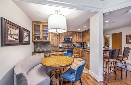 Beaver Creek Condo | Ski In/Out Luxury, Mountain Views, 2 Pools, 3 Hot Tubs, Steam, Sauna, Gym