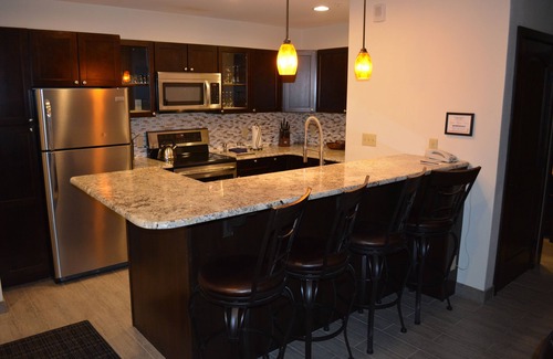 Peak 9 Condo | Ski in/out. Next to Ski school. 1 blk to Main Street. Sleeps 6. Gondola in 26!