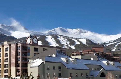 Peak 9 Condo | Ski in/out. Next to Ski school. 1 blk to Main Street. Sleeps 6. Gondola in 26!
