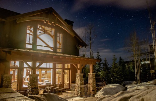The Timbers House | Ski In/out Retreat! Make Wonderful Lifelong Memories! Huge En Suite Bedrooms!