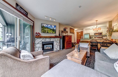 Upper Village Condo | SKI IN/OUT Slopeside ON Blackcomb w/pool & hot tubs