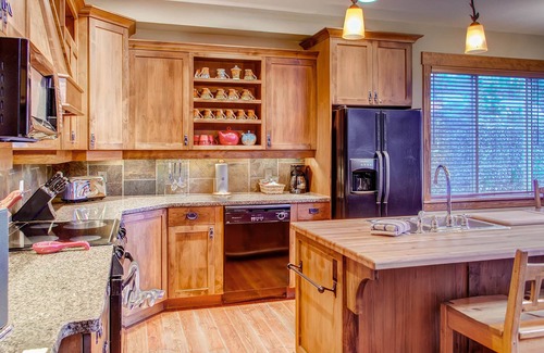 Snow Pine Estates House | Ski-in/out townhome with private hot tub, balcony & foosball - walk to Village