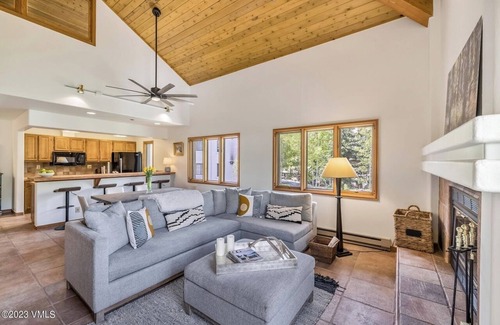 Beaver Creek Condo | Ski In/out with HOT TUB! PENTHOUSE, Walk to Ski School & Restaurants! BC Village