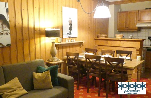 Arc-2000 Apartment | Ski-in Ski-out 2 bed apartment sleeping 7 in Le Refuge du Montagnard, Arc 1950