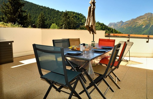 Oz Apartment | Ski in, ski out apartment. Alpes D'Huez Grand Domaine