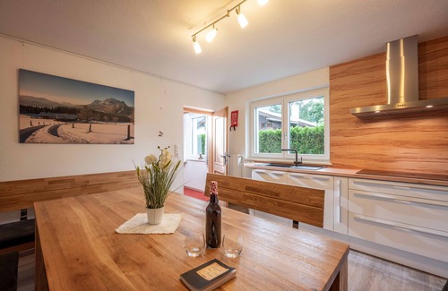 Sankt Johann in Tirol House | SKI IN - SKI OUT at the Eichenhof ski lifts