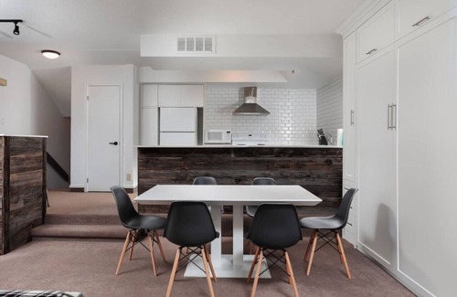 The Blue Mountains Condo | Ski In/Ski Out Cachet Crossing Chalet, Sleeps 6