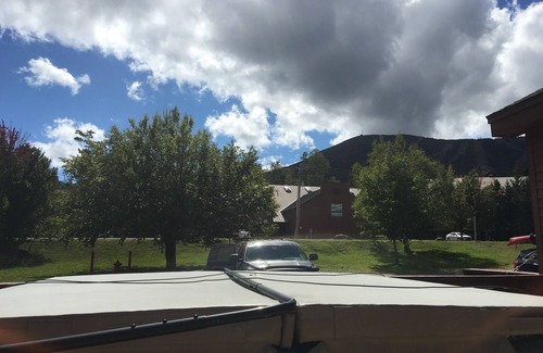 Carrabassett Valley Condo | Ski In Ski Out Family Friendly Sugarloaf Condo @ Snubber Trail Mid Station on Mt