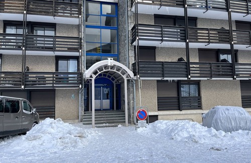Pla d'Adet Apartment | Ski-in/ski-out studio