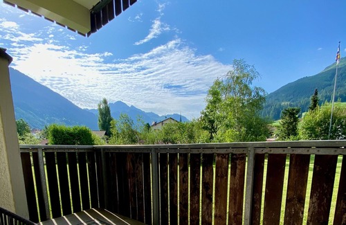 Savognin Apartment | Ski-in/ski-out: 2.5-room apartment directly at the valley station in Savognin