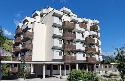 Savognin Apartment | Ski-in/ski-out: 2.5-room apartment directly at the valley station in Savognin